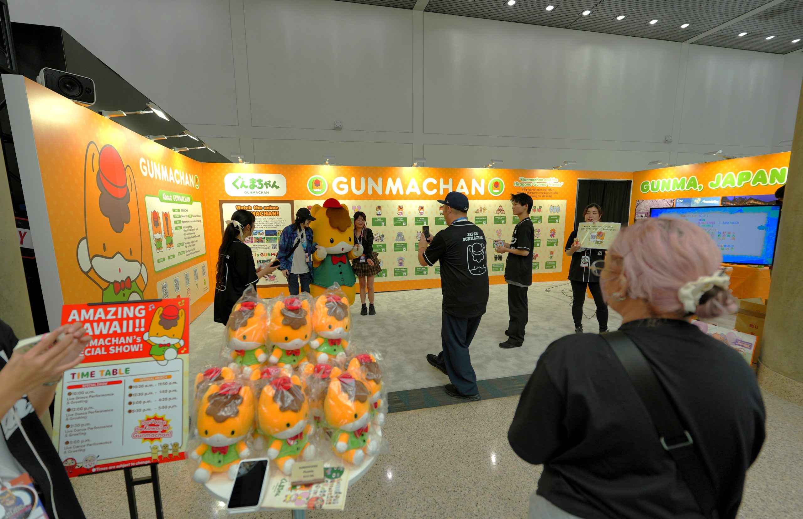 2025 – AX – South Hall Lobby Activation – SF6