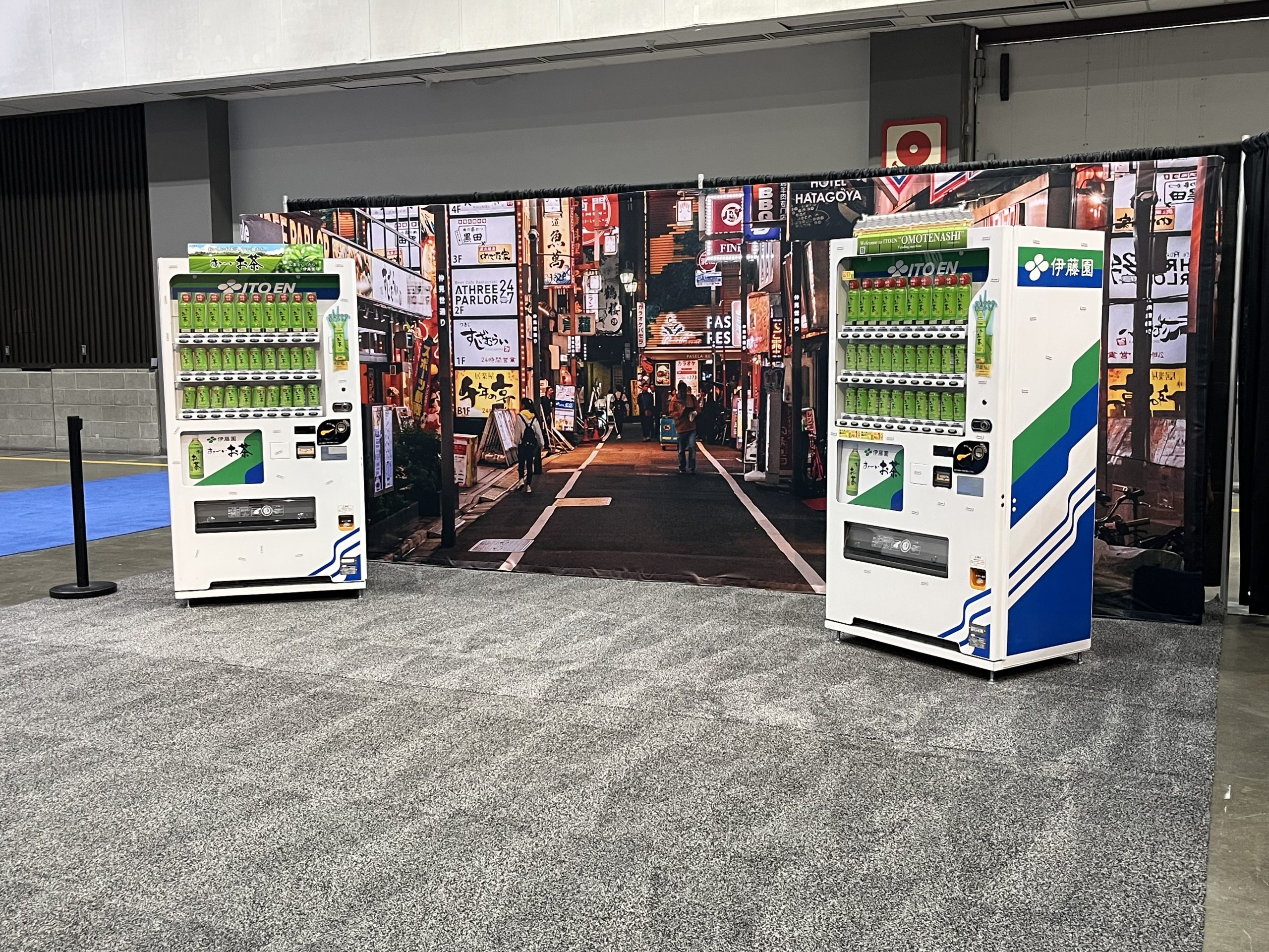 2024 – AX – Cosplay Set Sponsor – Ito-En