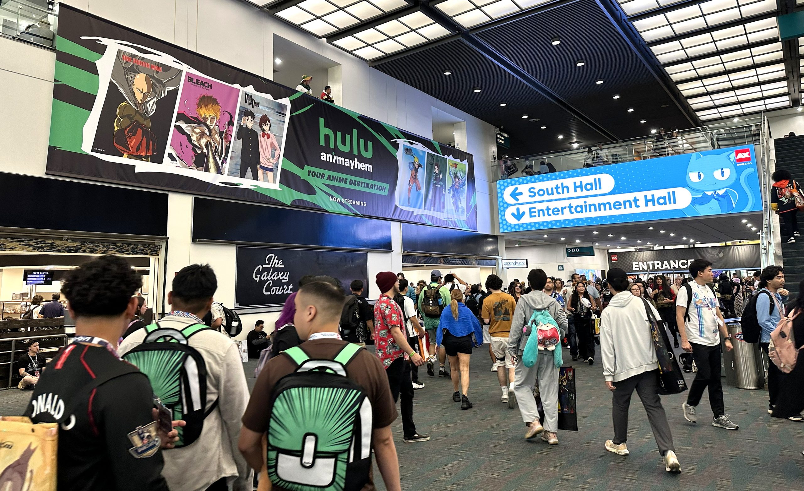 2025 – AX – Interior West Banner – B53